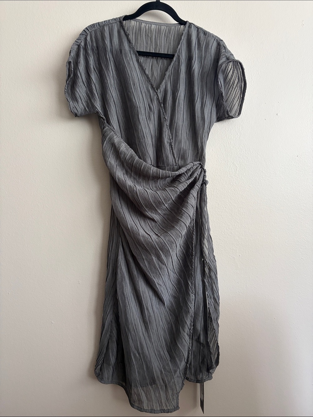 NWT S·DEER Concept Grey Plissé Pleated Wrap Dress S + FREE Gift With Purchase!